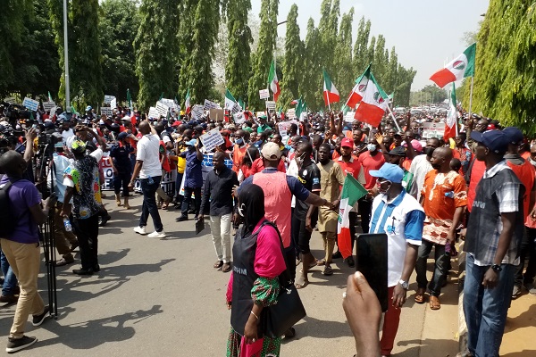 Minimum Wage: Thousands Of Workers Storm NASS Complex [Photos]