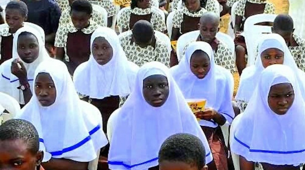 Hijab: Christians Fume As Hoodlums Attack Missionary Schools In Kwara