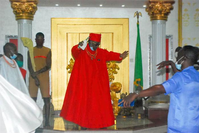 Orbih Oba of Benin artefact