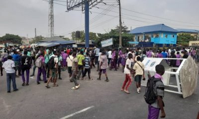 truck crushes students in Lagos