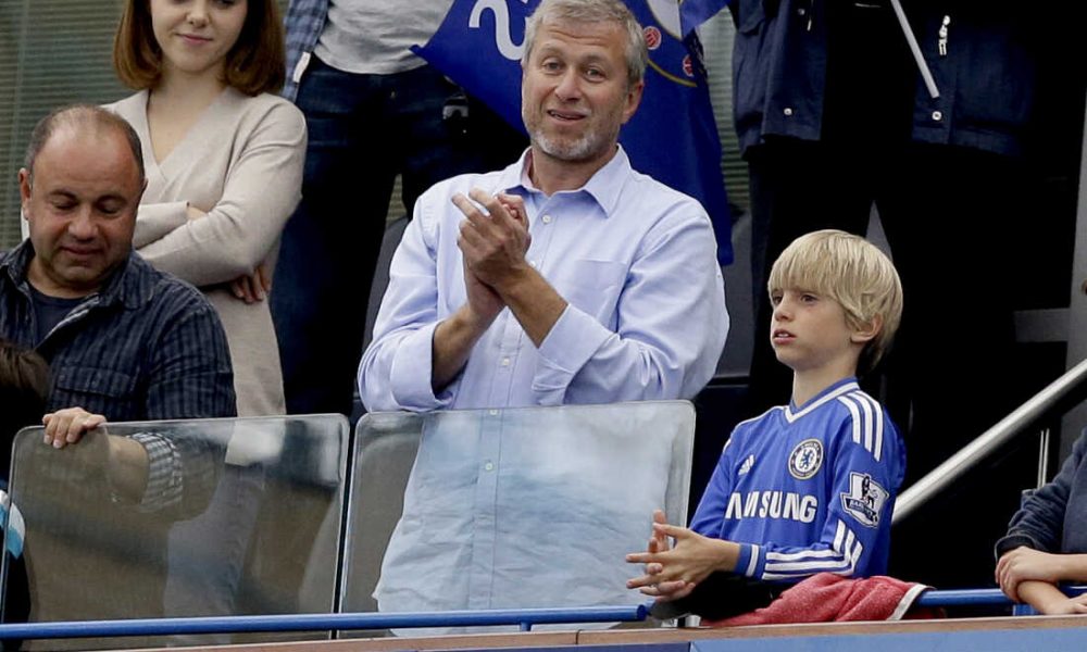 Chelsea Fans Abramovich