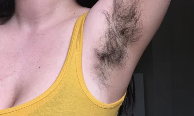 women shave armpit