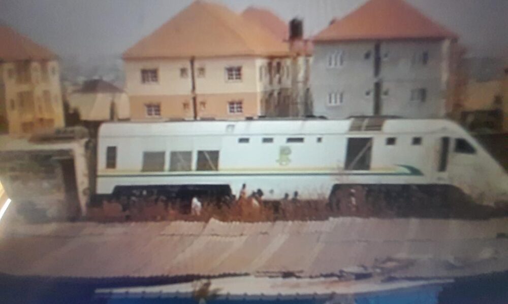 Train derails in Abuja