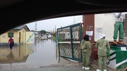 NPC, NYSC Premises In Lagos Flooded After Heavy Downpour, Staff Says ‘It Is Normal’