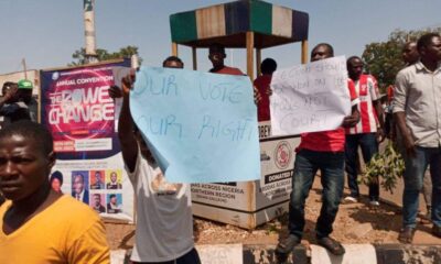 Protest politicians