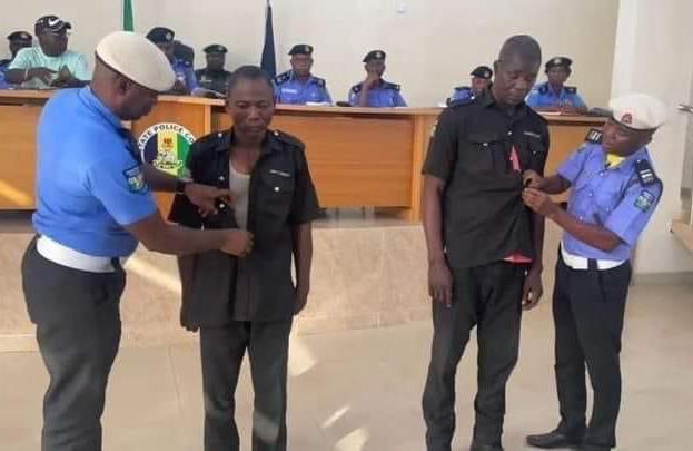 Nigerian Police extorting Dutch