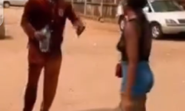 young men harass lady over indecent dressing