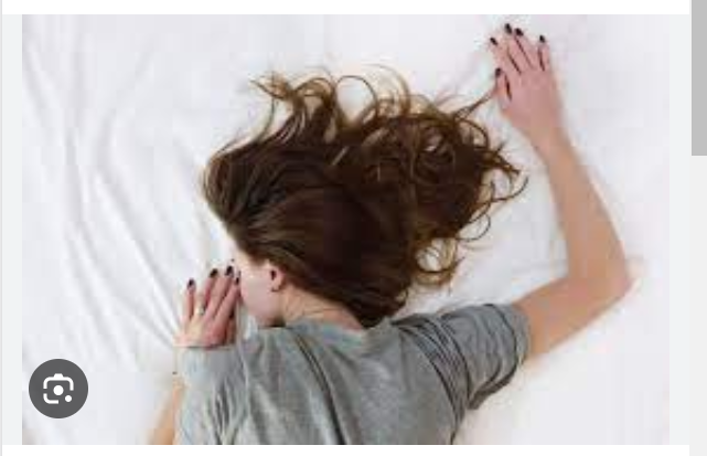 sleeping with wet hair